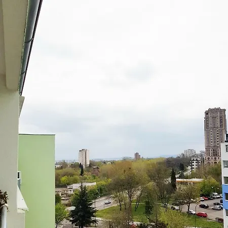 Апартамент Зорница * Burgas City